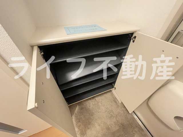 ハイム ユカリナグリーン長瀬の収納|ちょっとした収納スペースも充実しています