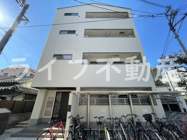 ファンライフ小阪の外観|きれいな外観です