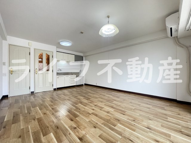 グローリーハイツ東成の内装
