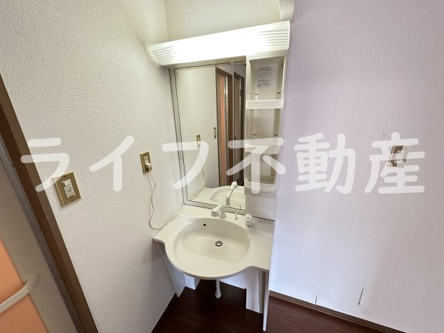 ニッコーハイツの洗面所