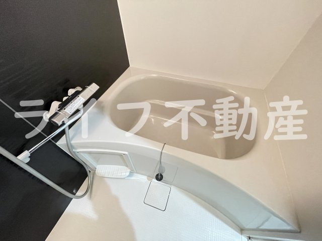 パラゴン布施駅前の浴室|日々の暮らしに欠かせないお風呂です