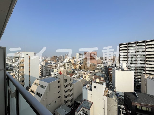 パラゴン布施駅前の展望