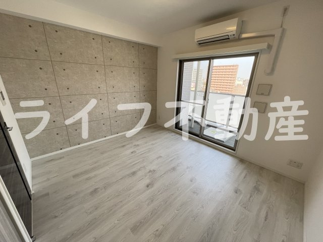 パラゴン布施駅前の寝室|使い勝手のいい寝室です