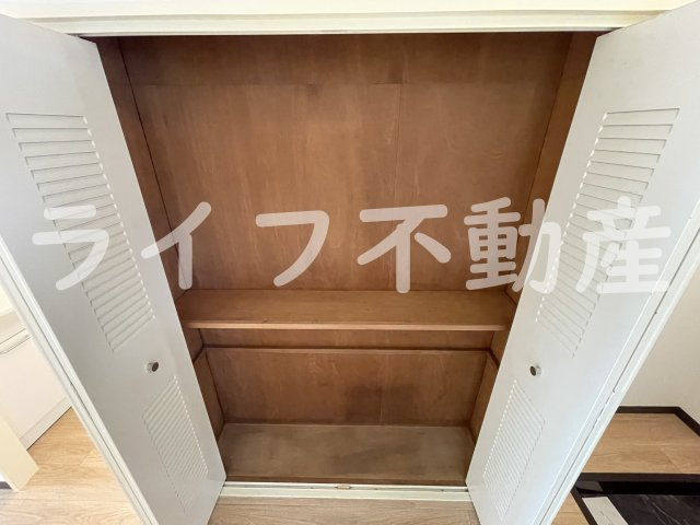 ラ・ボアコートIN花園の収納|収納豊富です