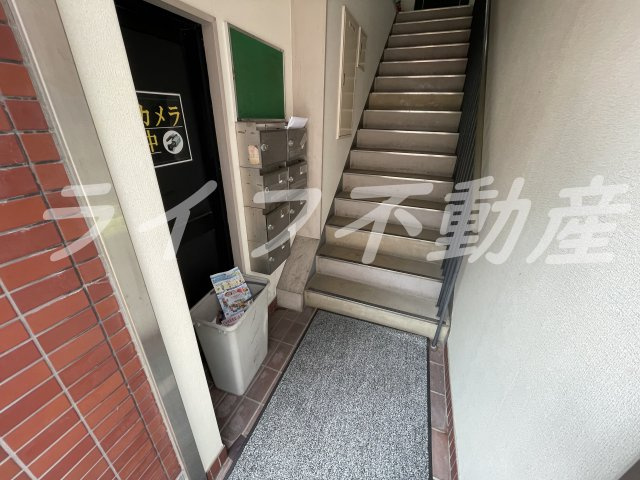 メゾン朝日小阪のロビー|ロビーです