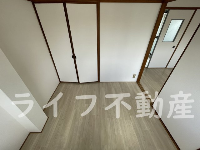 八戸ノ里プラザのその他|落ち着いた色調の洋室です