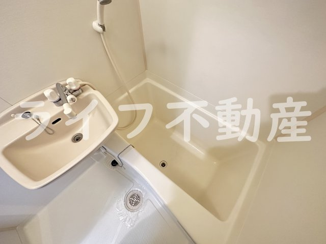 ルミエール山中の浴室|日々の暮らしに欠かせないお風呂です