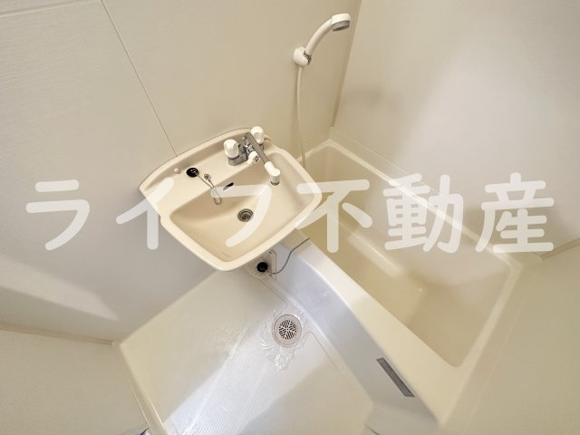 ルミエール山中の浴室|お風呂で日々の疲れを落としましょう