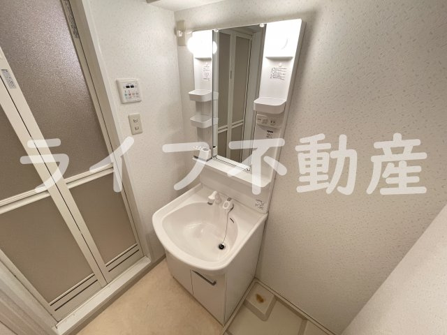 エアリーアベニューの独立洗面台|独立洗面台あり、毎朝おしゃれに忙しい女性の方におすすめです