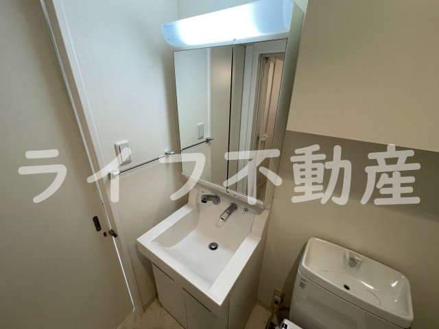 ラカーサ新深江の独立洗面台|独立洗面台あり、毎朝おしゃれに忙しい女性の方におすすめです