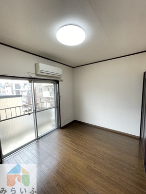 【居間・リビング】 | 明治第7ビル