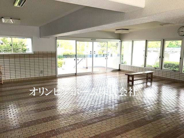 シティ―コープ豊洲　8階　71.92㎡　リ　ノベーション済のエントランス