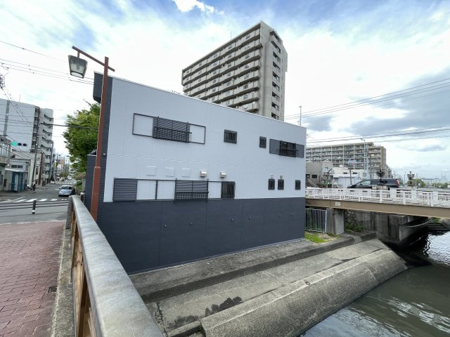 リバーサイド神宮東（事業用）の外観
