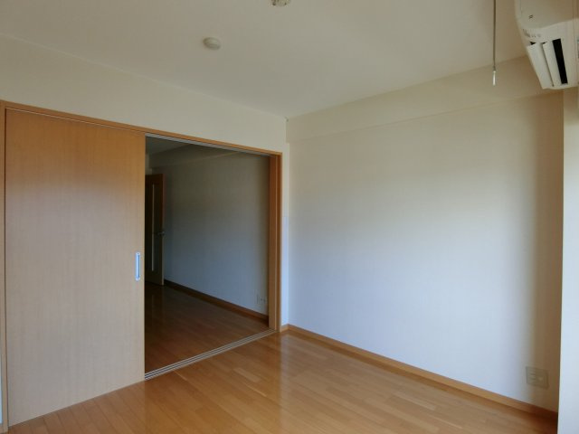 プレゼンスⅡの洋室