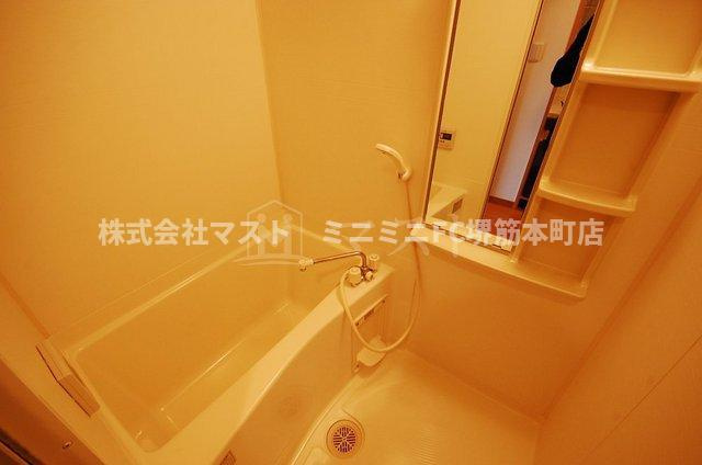 プレサンス大手前パークサイドⅡの浴室