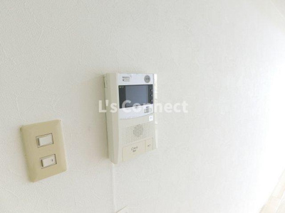 【セキュリティ】 | メゾン・ド・サクレ | オートロックはここから解錠できます。