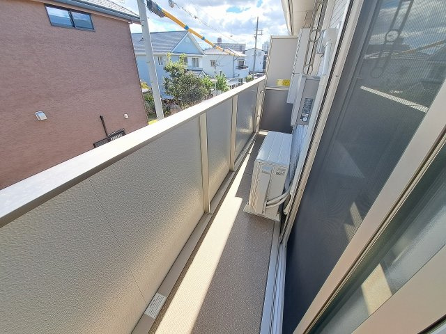 シュロス鳴尾のバルコニー