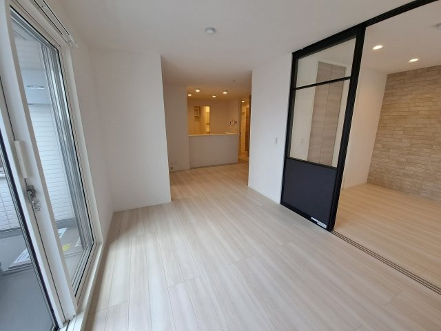 ヴィクトワール　庄 の居間・リビング