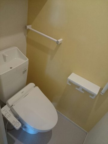 プラシード．ブレッザのトイレ|シンプルで使いやすいトイレです