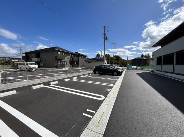 D-ROOMみたけⅠの駐車場