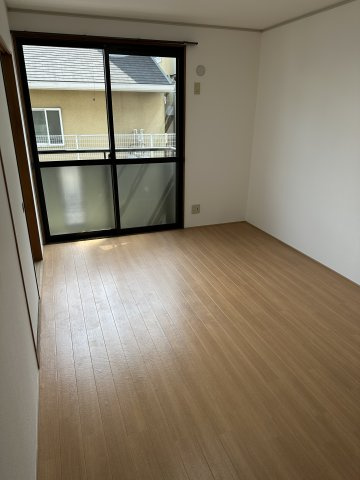 プリシェールエスアイの洋室