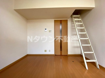 【居間・リビング】 | Loft2本陣 | ゆったり過ごせる居間です