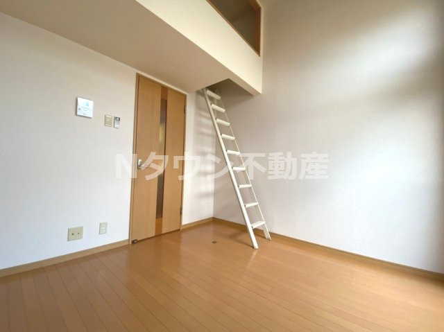 【居間・リビング】 | Loft2本陣 | ゆったりとした居間です