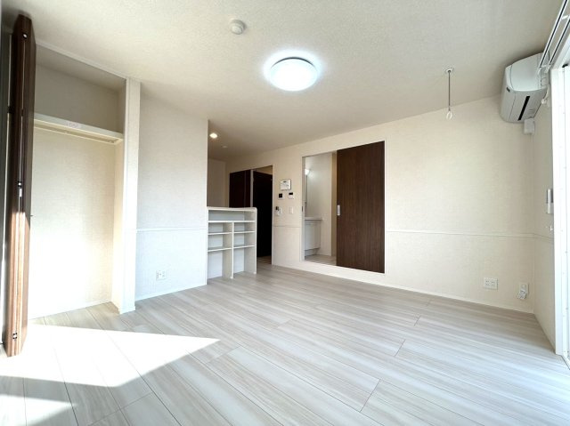 Ｄ－ＲＯＯＭ新庄町の居間・リビング