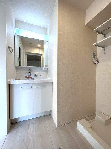 Ｄ－ＲＯＯＭ新庄町の洗面所