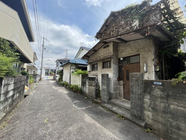姫路市八代東光寺町／売土地の前面道路含む現地写真