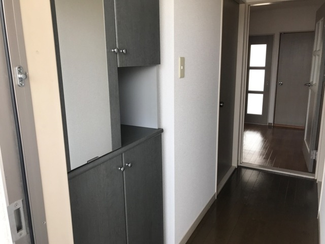 メゾンエクセルの玄関