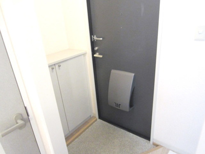 【玄関】 | フロンティア1番館