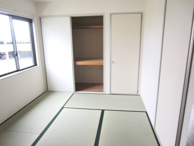 【居間・リビング】 | フロンティア1番館