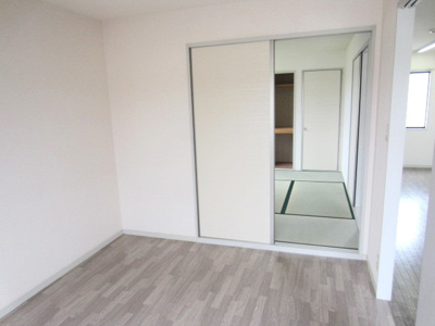 【居間・リビング】 | フロンティア1番館