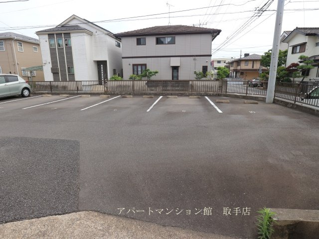 グランデュール蘭駐車場の駐車場