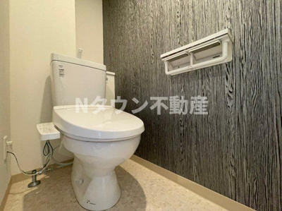 【トイレ】 | 古出来エンブルコート(旧GRANDUKE古出来) | 落ち着いた色調のトイレです