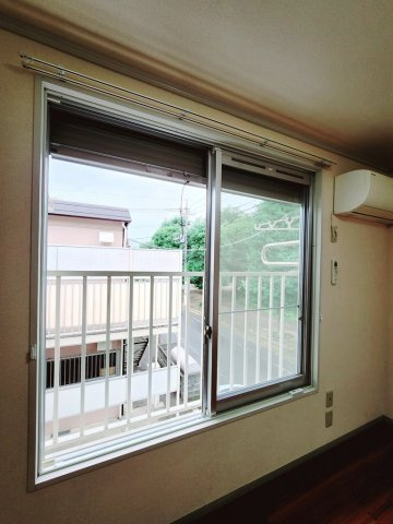 【設備】 | パークサイドハウスA | シャッター
＊別室参考