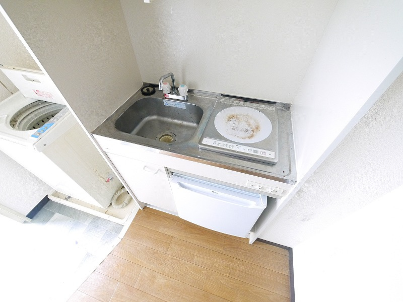 プレステ赤膚マンションのキッチン