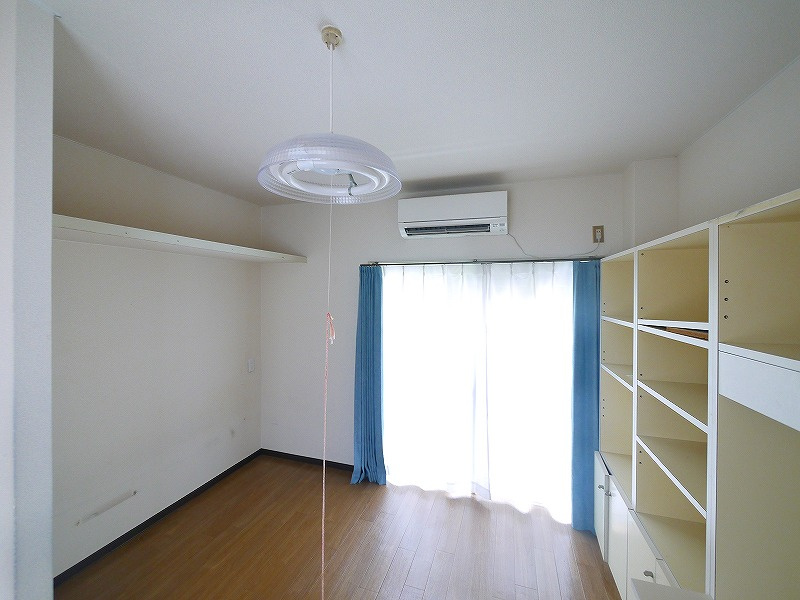 プレステ赤膚マンションの寝室