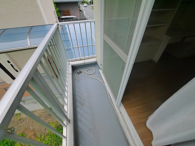 プレステ赤膚マンションのバルコニー