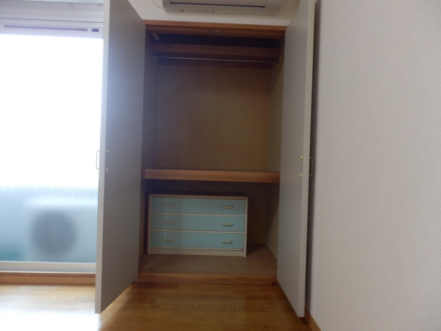 ロイヤルコーポ蜂屋の収納