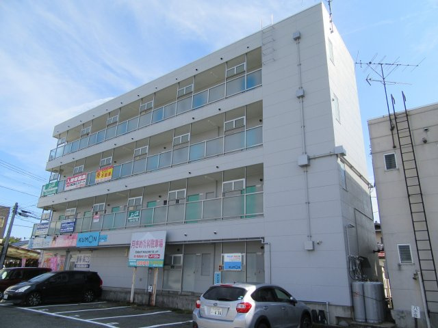 ロイヤルコーポ蜂屋の外観