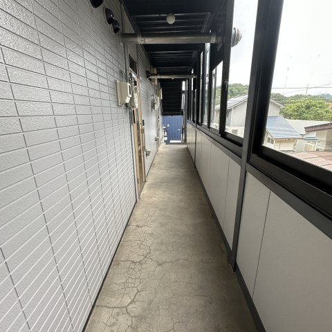 母恋グランドハイツのエントランス