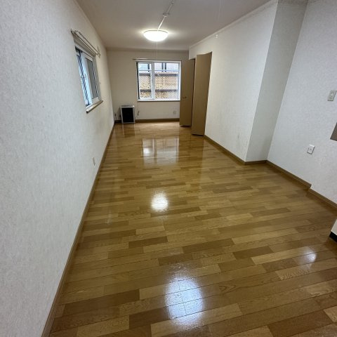 母恋グランドハイツの居間・リビング