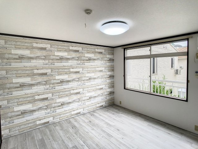 ラプラスジュネスの居間・リビング