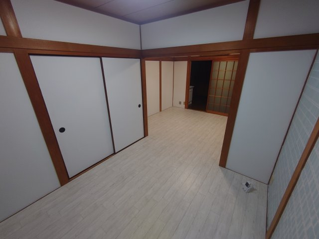 出口二丁目戸建　賃貸の居間・リビング|使いやすい居間です