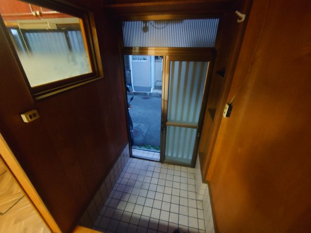 出口二丁目戸建　賃貸の玄関|玄関です