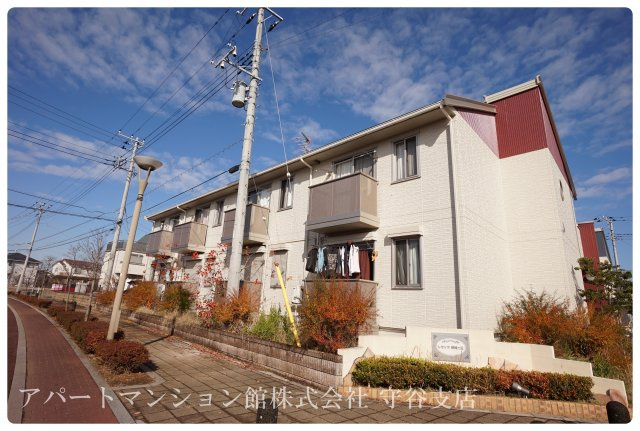 レセンテ紫峰ヶ丘Ａの外観