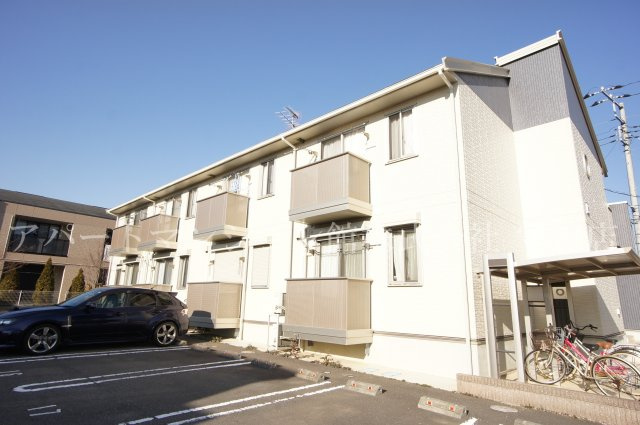 レセンテ紫峰ヶ丘Ｂの外観