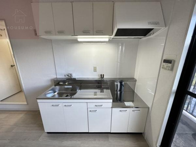 【キッチン】 | セピアコート山本 | キッチンでお料理をお楽しみください